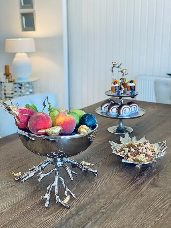 میوه خوری گنجشک‌