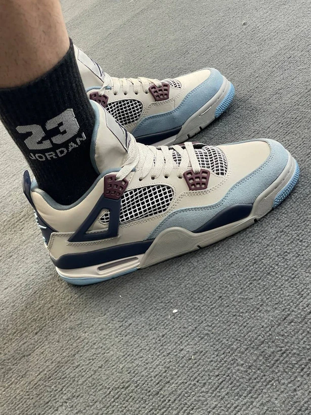 نایک ایر جردن۴(nike air jordan)کوالتی مستر بالاترین کیفیت (بارکد اصالت کالا)