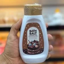 نمک بدن با رایحه کیک شکلاتی
