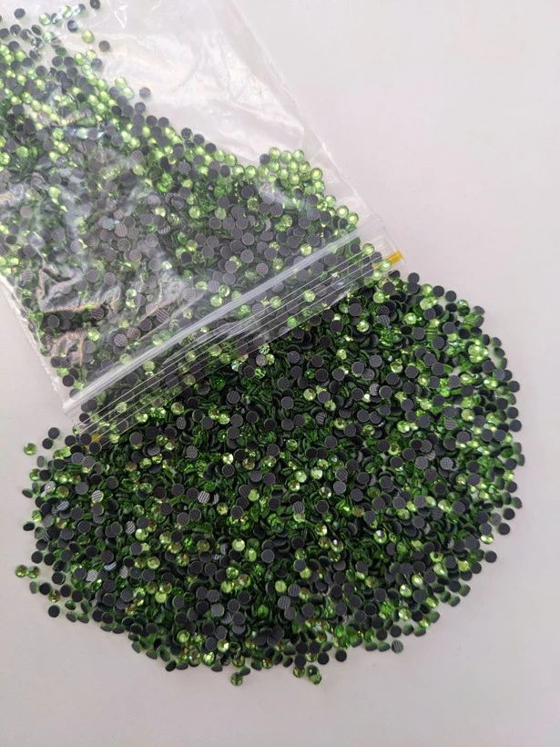 نگین حرارتی dmc سبز روشن سایز 10