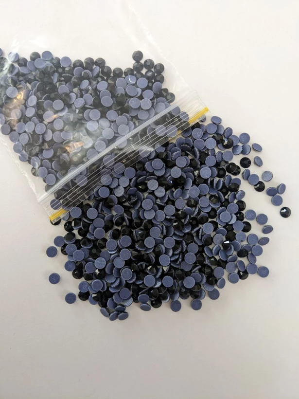 نگین حرارتی dmc مشکی سایز 20