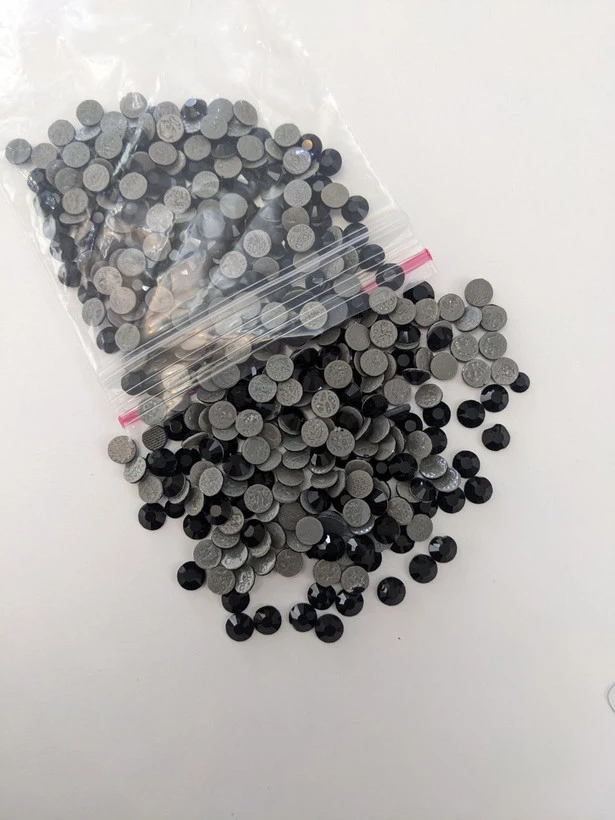 نگین حرارتی dmc مشکی سایز 30