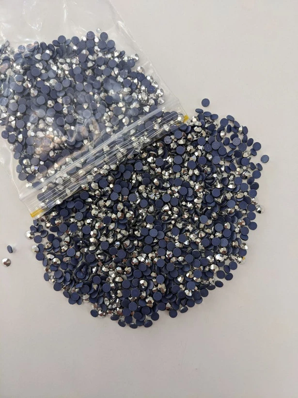 نگین حرارتی dmc نقره ای سایز 16