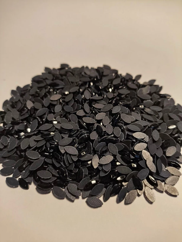 نگین حرارتی dmc چشمی مشکی سایز 7*3