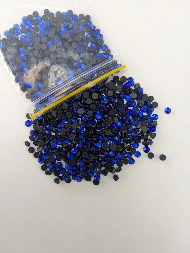 نگین حرارتی آبی کاربنی سایز 20