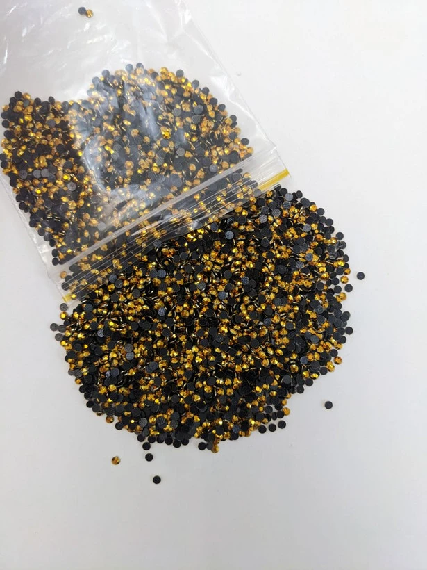 نگین حرارتی رزین طلایی سایز 10