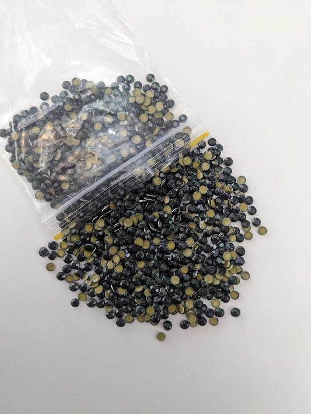 نگین حرارتی رزین مشکی سایز 16