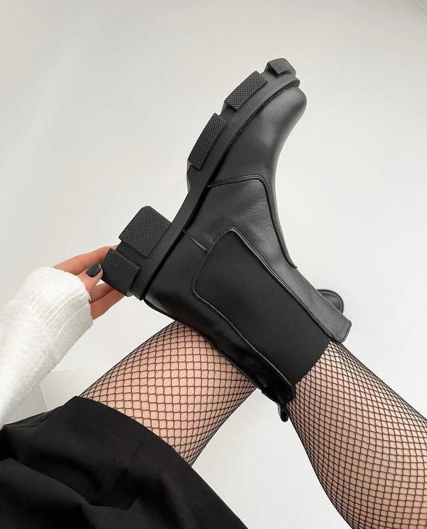 نیمبوت زنانه مشکی مدل بغل کش لژدار _ کد 80