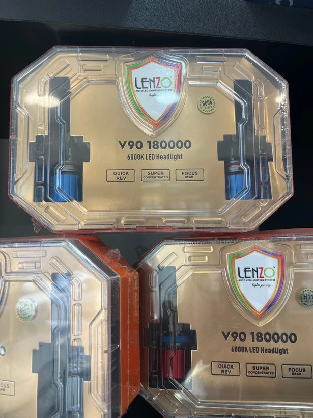 هدلایت V90شرکت لنزو