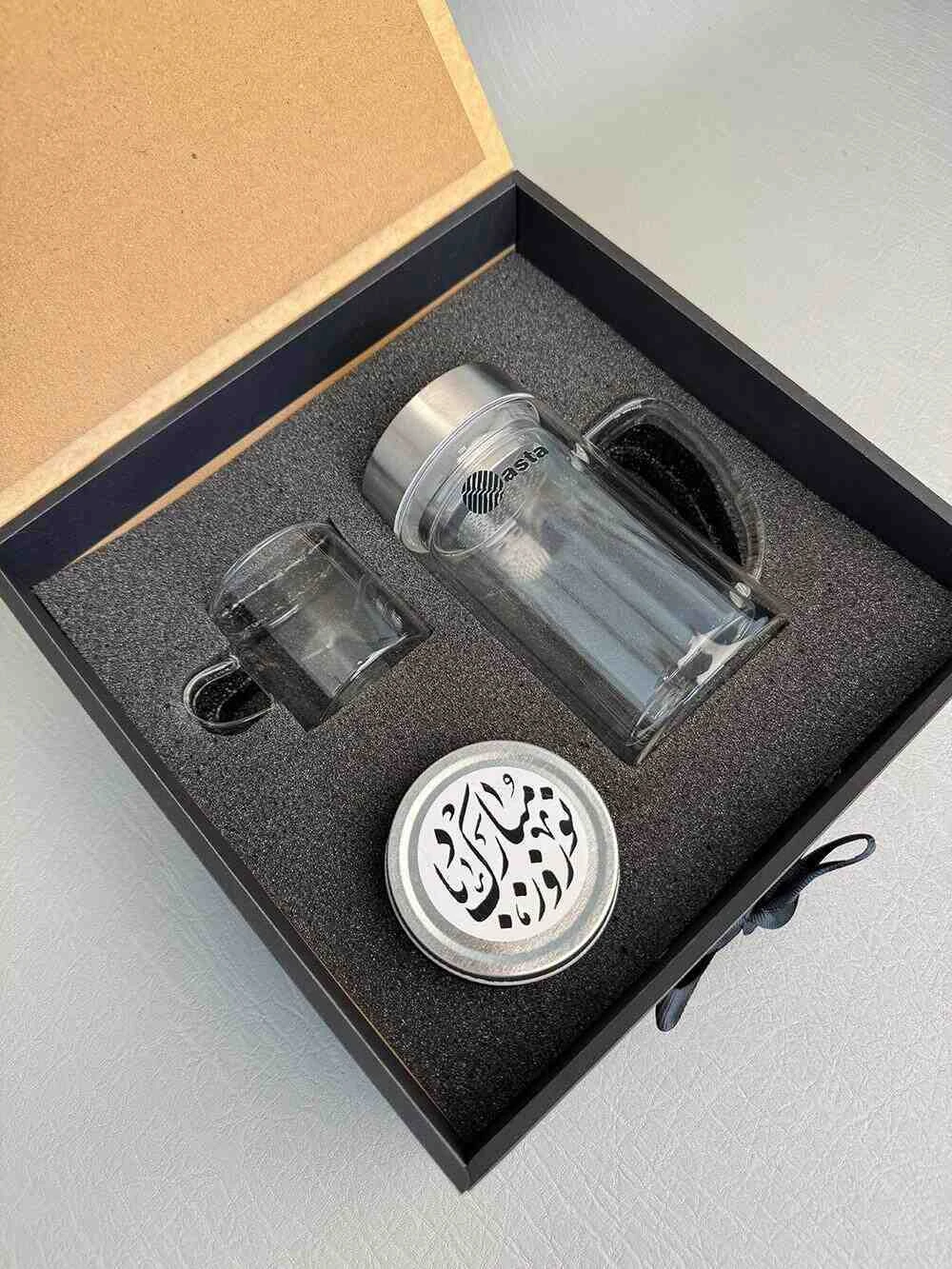 هدیه نایبند