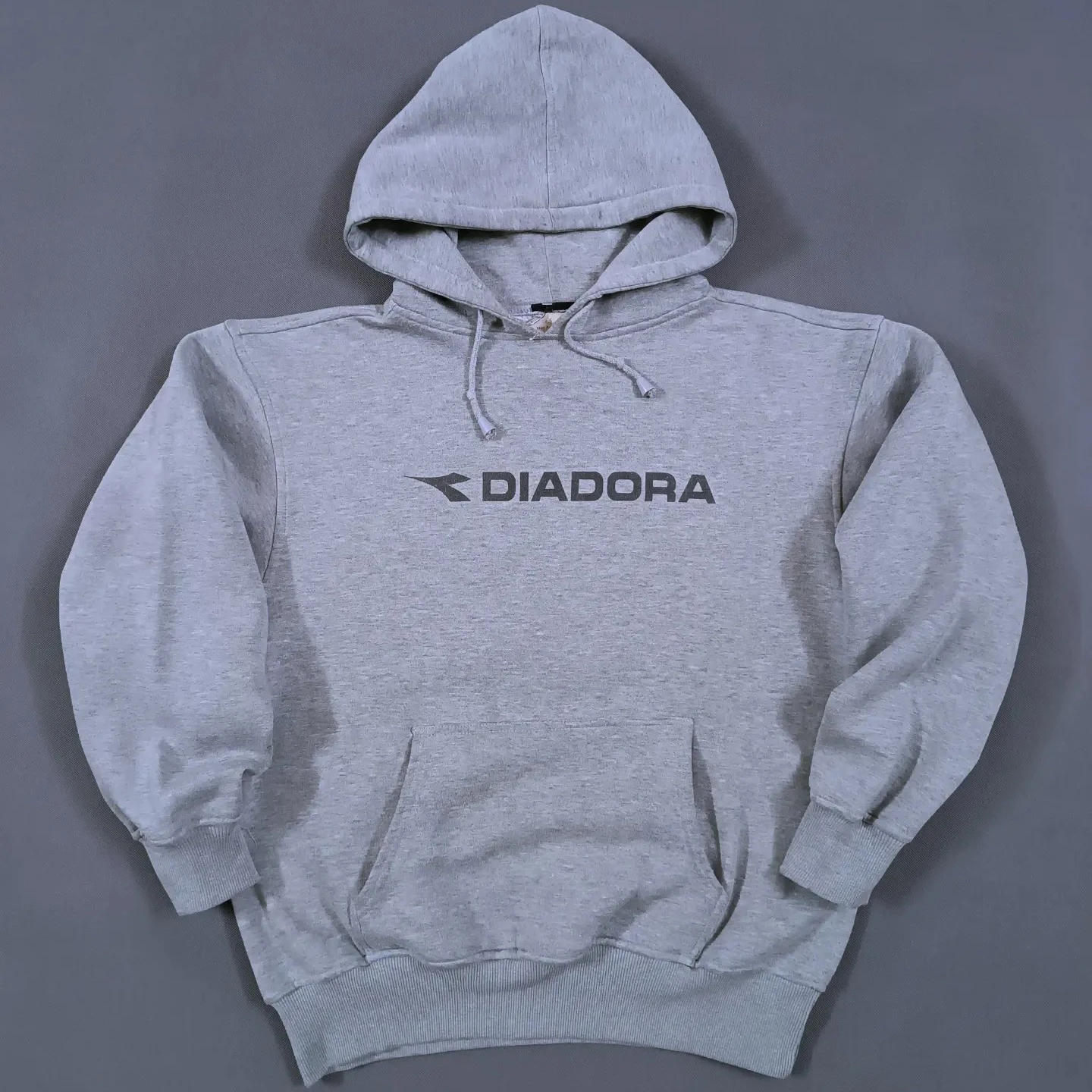 هودی ضخیم اورجینال  برند معتبر و پرطرفدار Diadora ایتالیا
