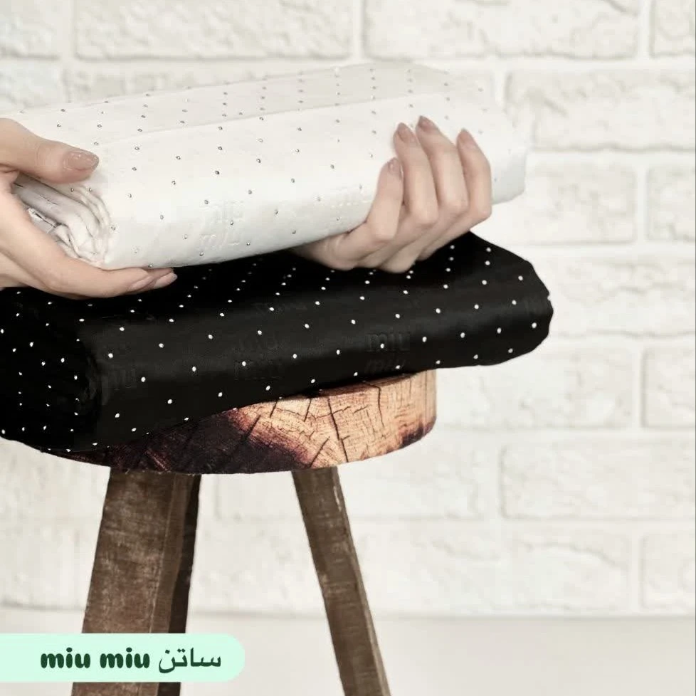 پارچه ساتن Miu Miu عرض 1/5