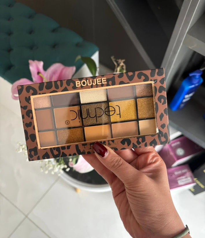 پالت سایه چشم تکنیکا مدل Boujee