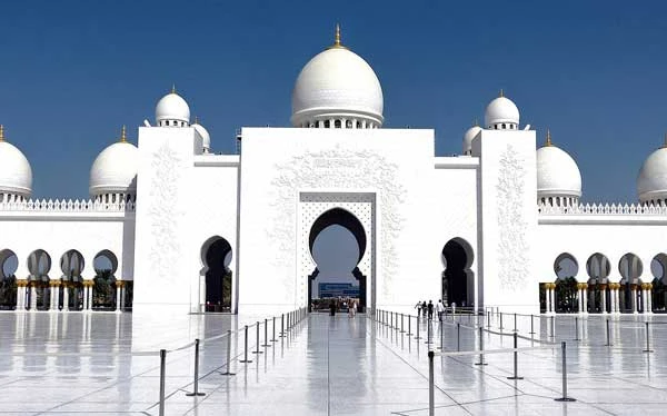 پاورپوینت تقارن در معماری