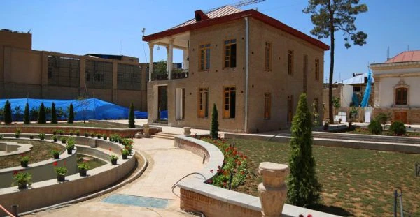 پاورپوینت خانه و باغ اتحادیه