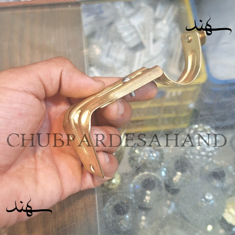 پایه دیواری پانچ طلایی
