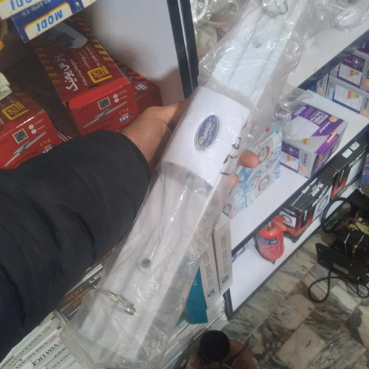 پایه مهتابی fpl شاهچراغ