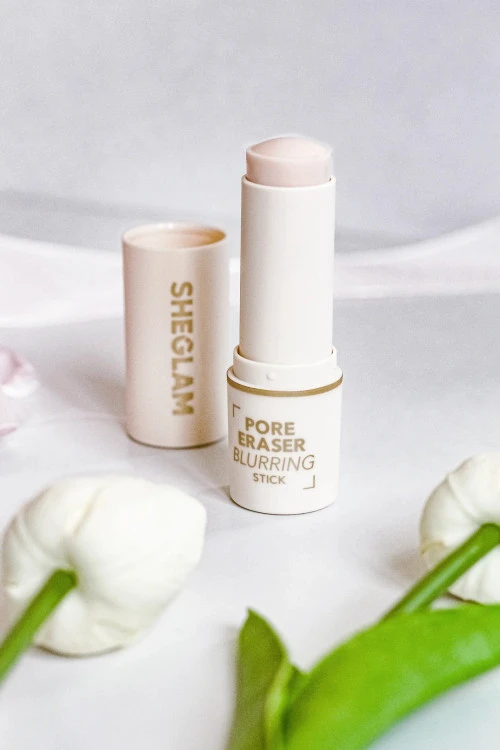 پرایمر استیکی شیگلم مدل Pore Eraser مناسب منافذ باز
