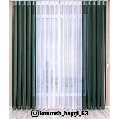 پرده ورتیکال ساده سبز تیره و سفید