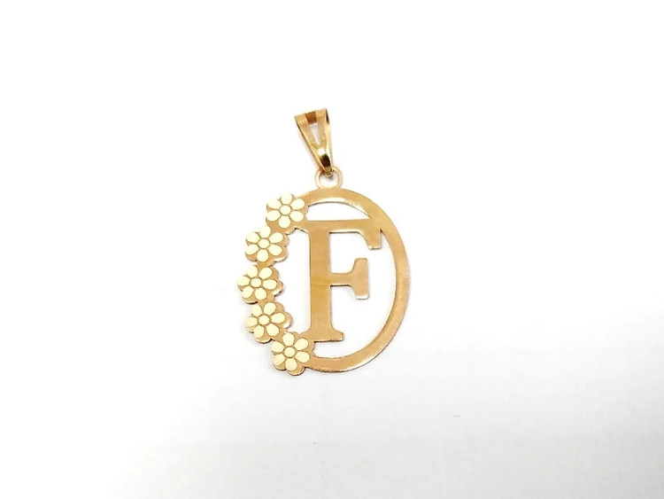 پلاک آویز طلای 18 عیار حرف F