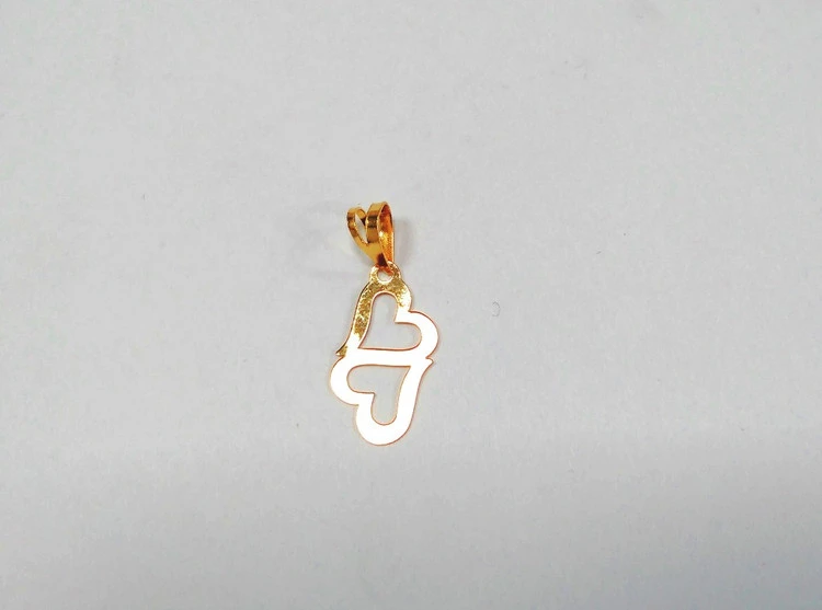 پلاک آویز طلای لیزری 18 عیار طرح 2 قلب کد 32