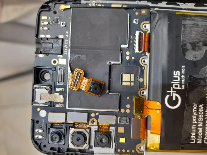 پک دوربین جلو p10 plus