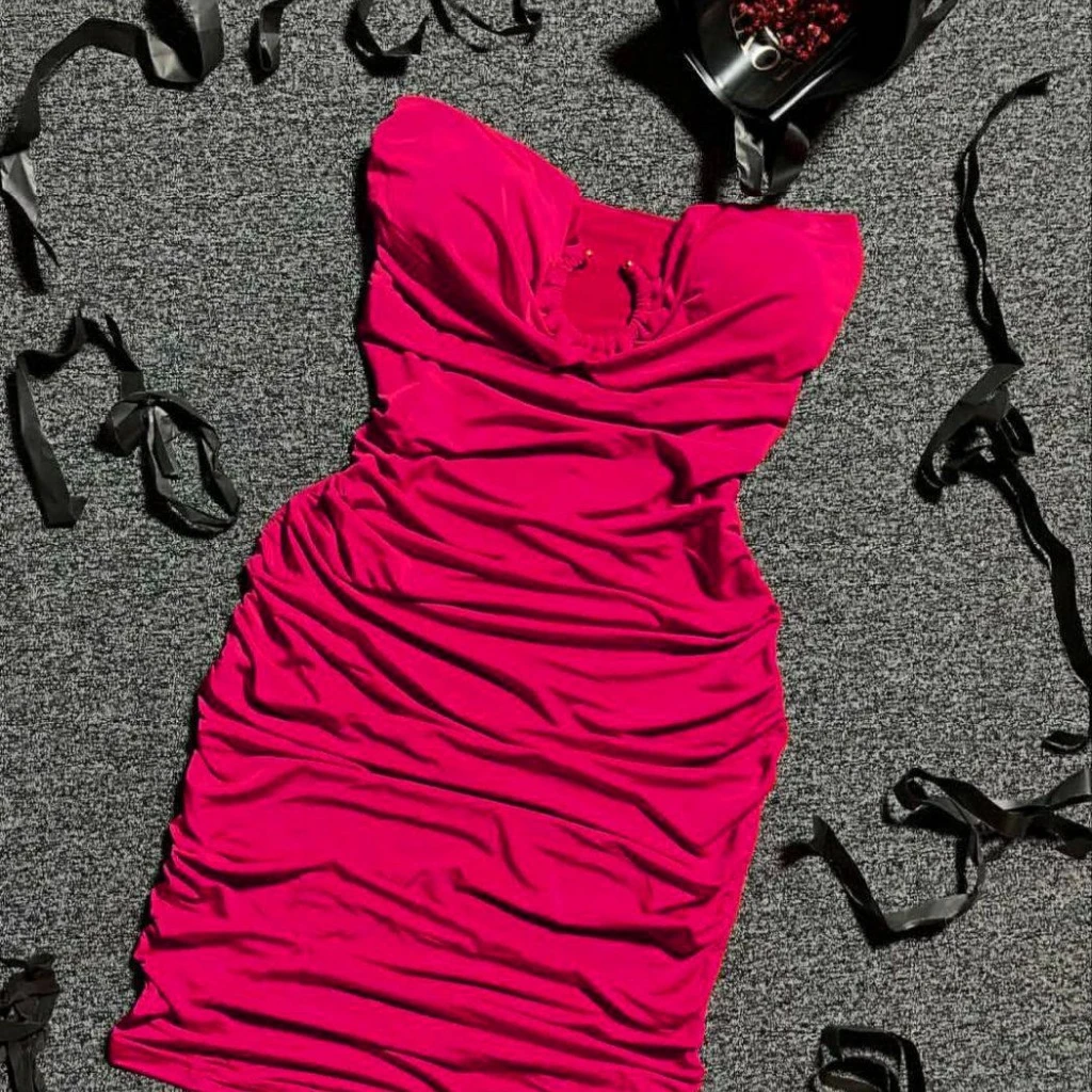 پیراهن دکلته