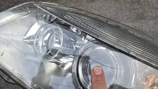 چراغ جلو بنز کلاس c200 سمت چپ از ۲۰۰۸ تا ۲۰۱۴
