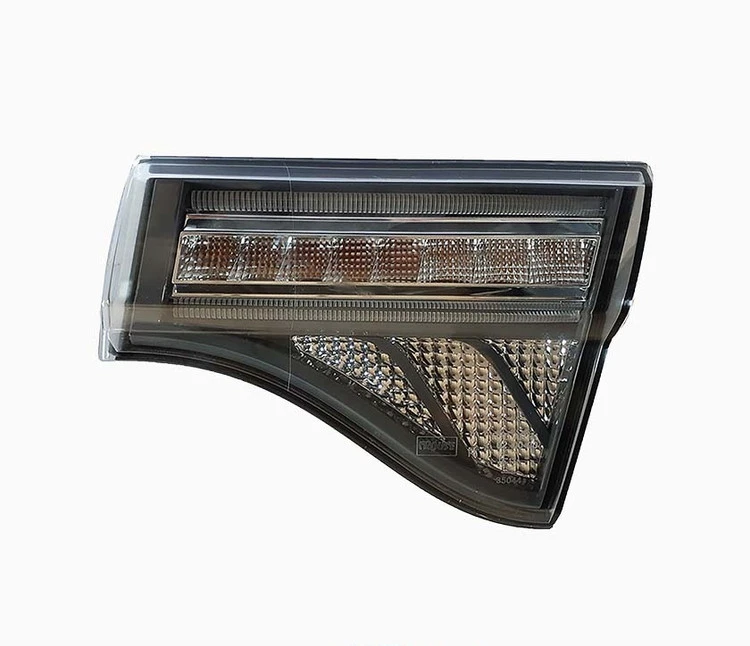 چراغ خطر عقب رو صندوق سورن پلاس سمت راست کروز