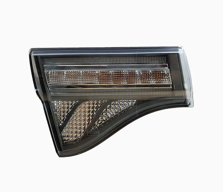 چراغ خطر عقب رو صندوق سورن پلاس سمت چپ کروز