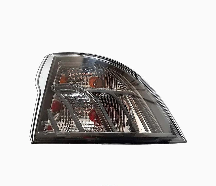 چراغ خطر عقب رو گلگیر سورن پلاس سمت راست کروز