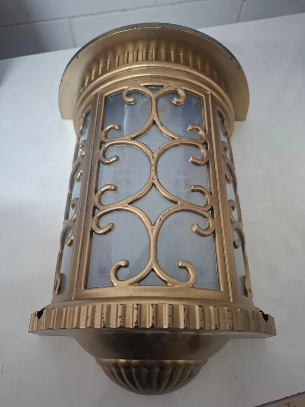 چراغ دیواری سیمرغ