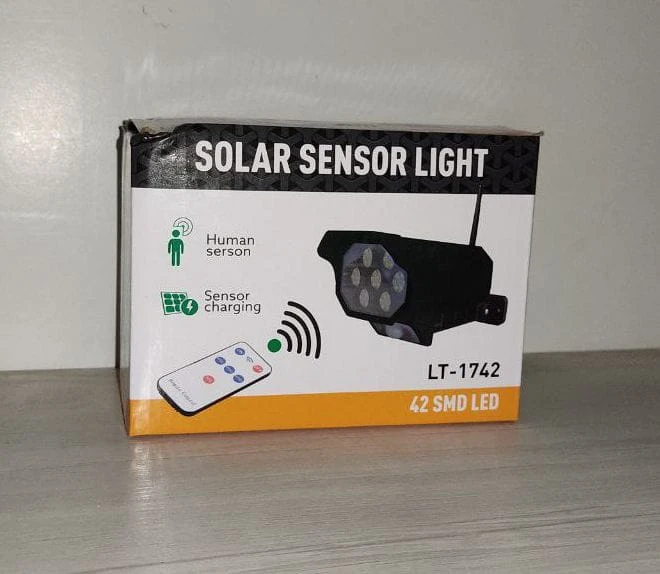 چراغ یا لامپ خورشیدی lt-1742 طرح دوربینی و امنیتی