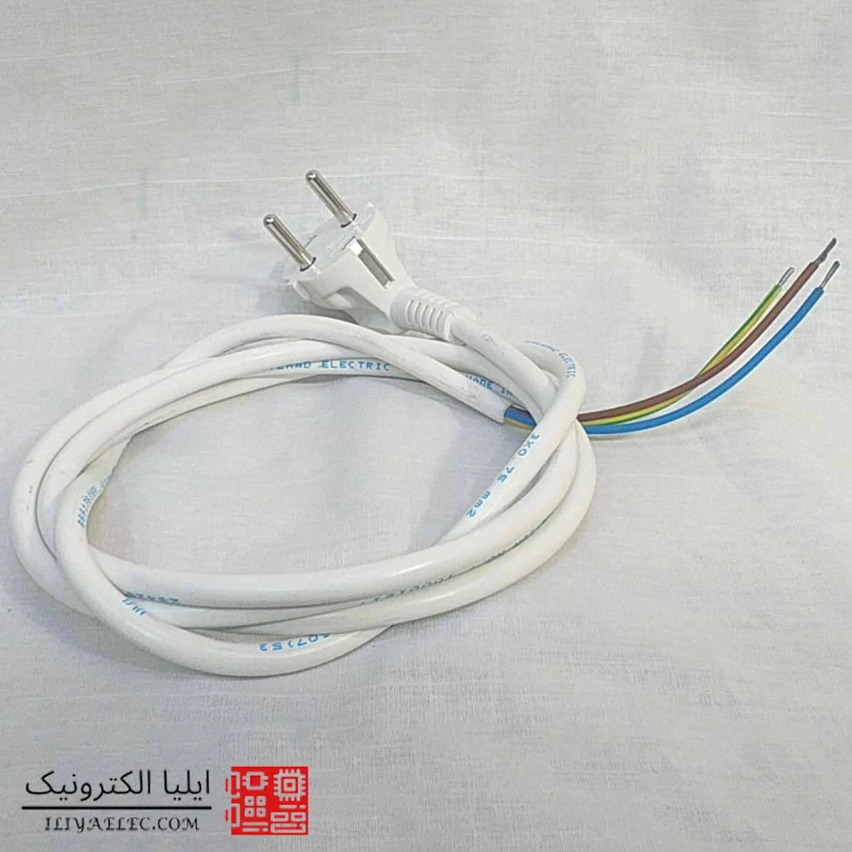 کابل برق ارت دار ۱۸۰ سانتیمتر استاندارد