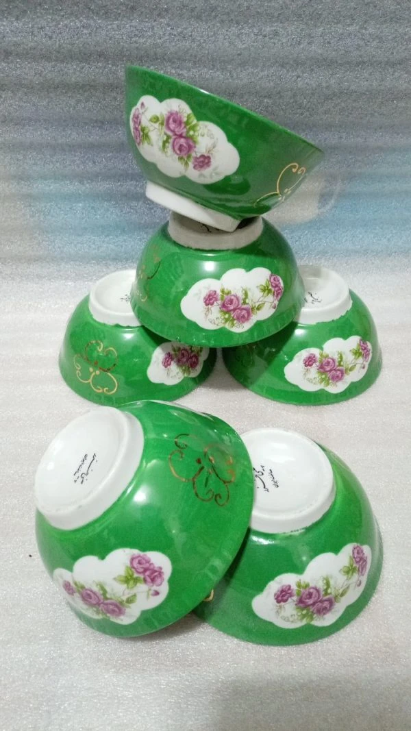 کاسه متوسط سبز گلسرخی