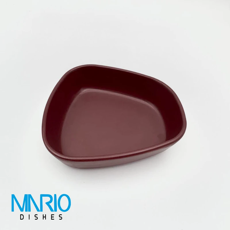 کاسه منحنی زرشکی ملامین P03