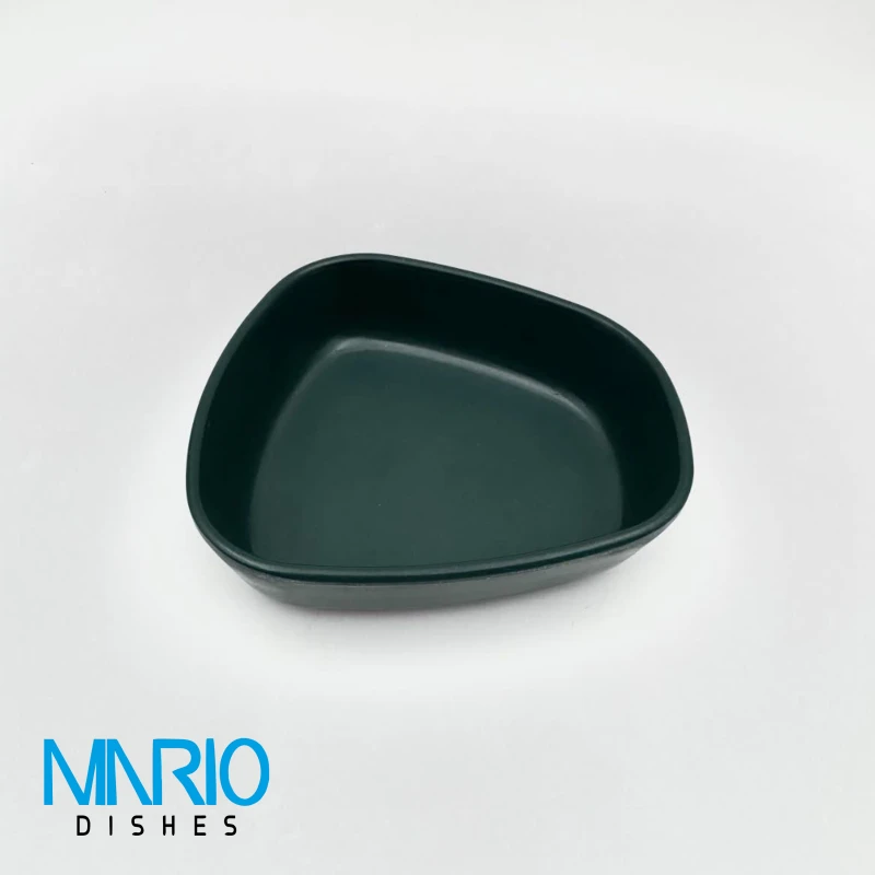 کاسه منحنی سبز ملامین P03