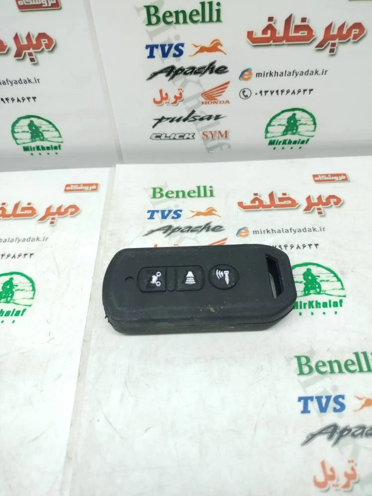 کاور (روکش) ریموت موتور کلیک و طرح کلیک 3 کلید مشکی