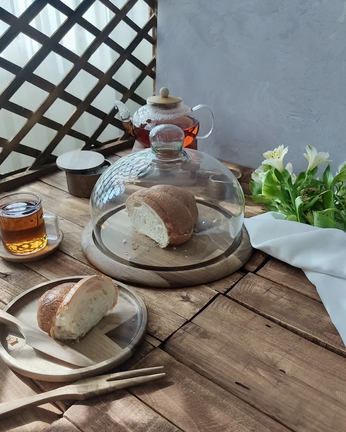 کاپ کیک چوبی اماهوم در دار کوچک
