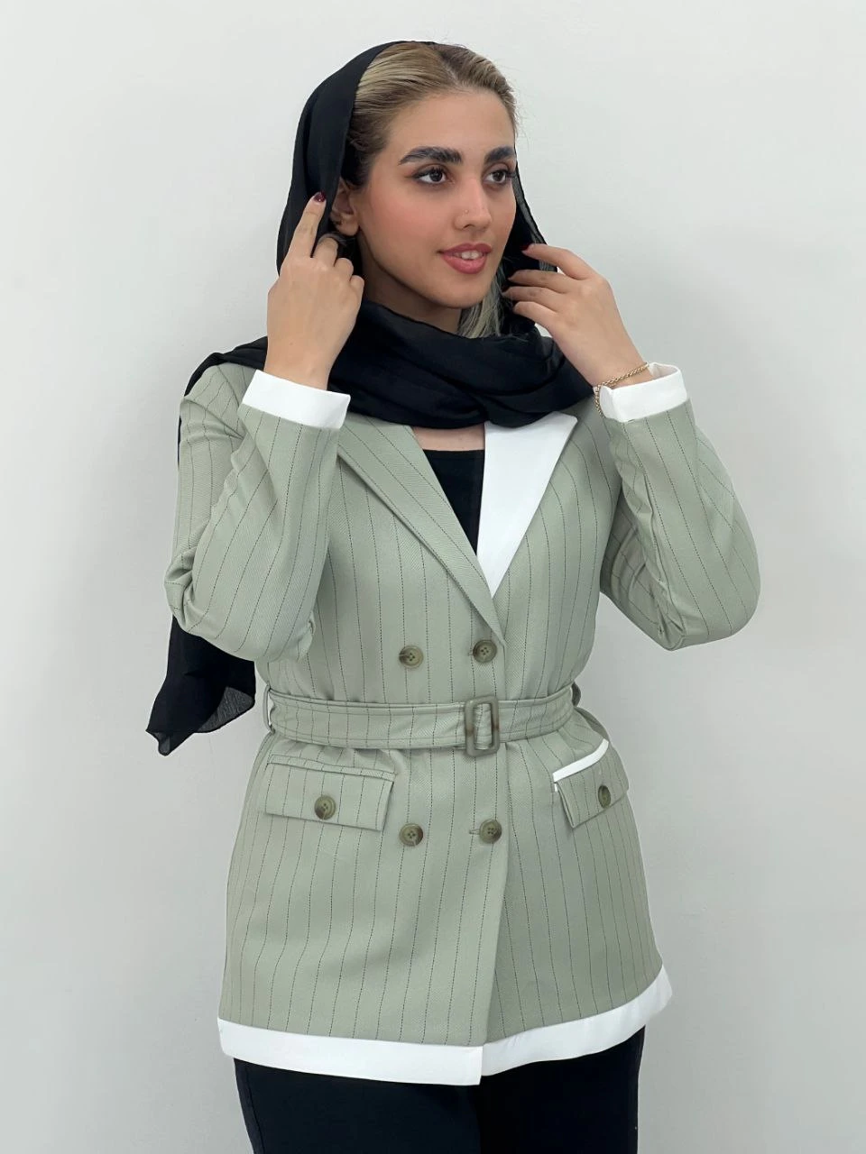 کت دیپلمات مدل آوینا