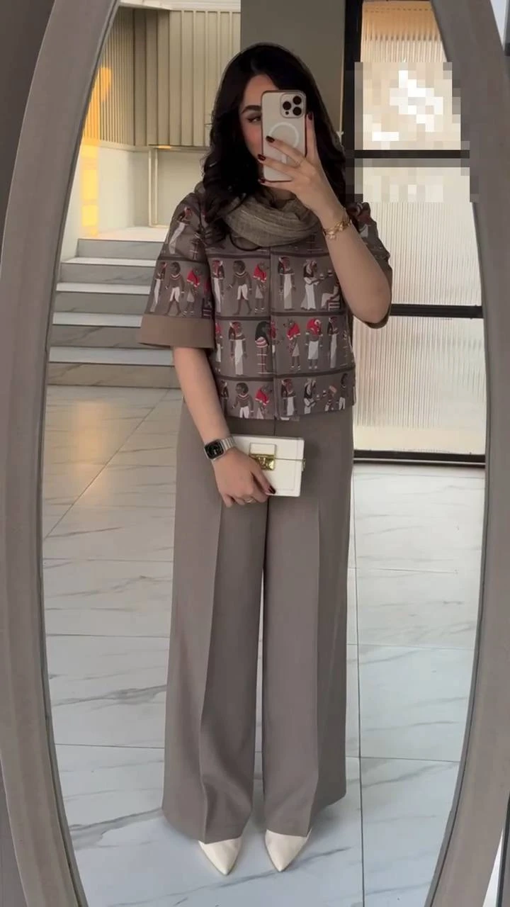 کت شلوار سرخ پوست زنانه