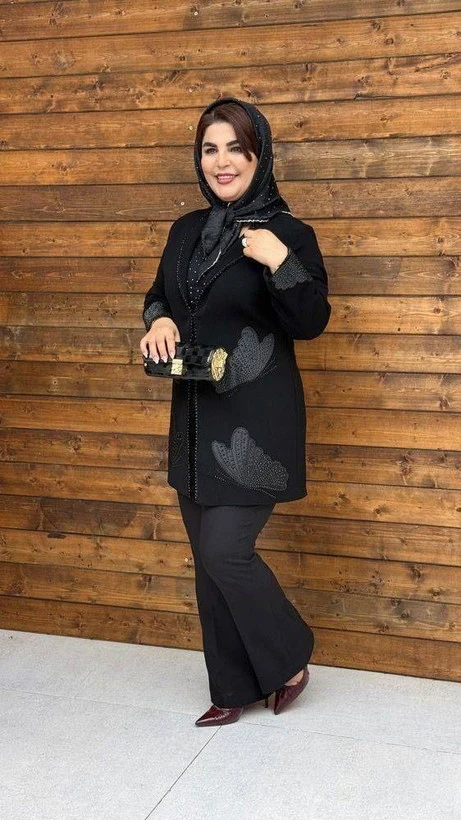 کت مجلسی مزونی پروانه.برای تعیین سایز مورد نظر پیام دهید.