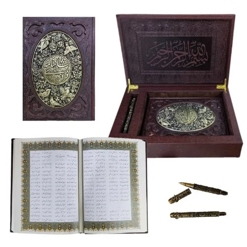 کتاب نفیس شاهنامه وزیری گلاسه چرم جعبه دار پلاک فلزی طرح مس با خودکار-125785