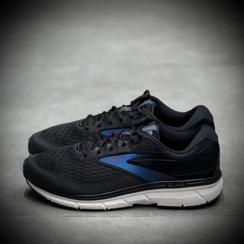 کتونی رانینگ بروکس BROOKS Dyad 11-2