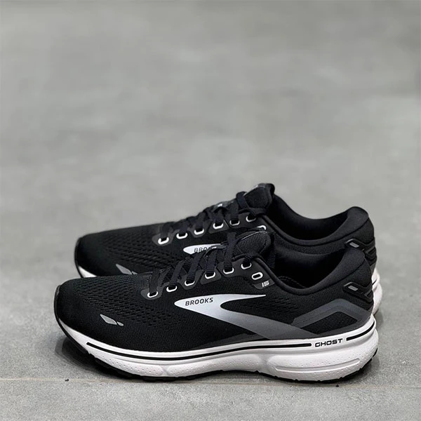 کتونی رانینگ بروکس brooks ghost 15-7