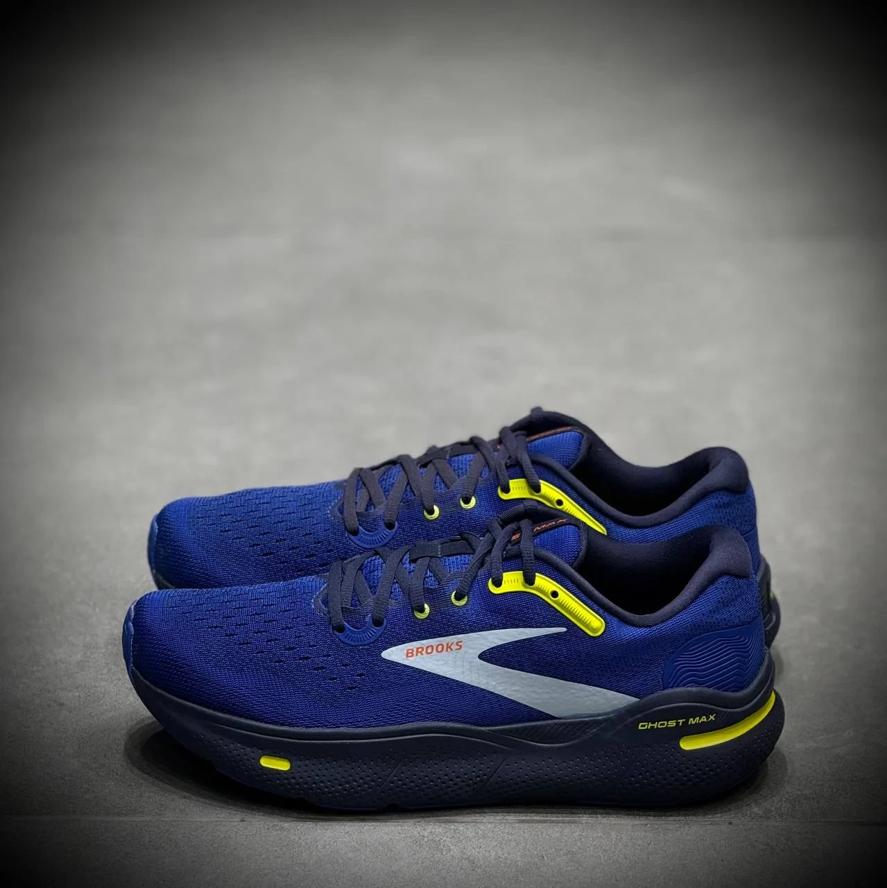 کتونی رانینگ بروکس Brooks Ghost Max-7