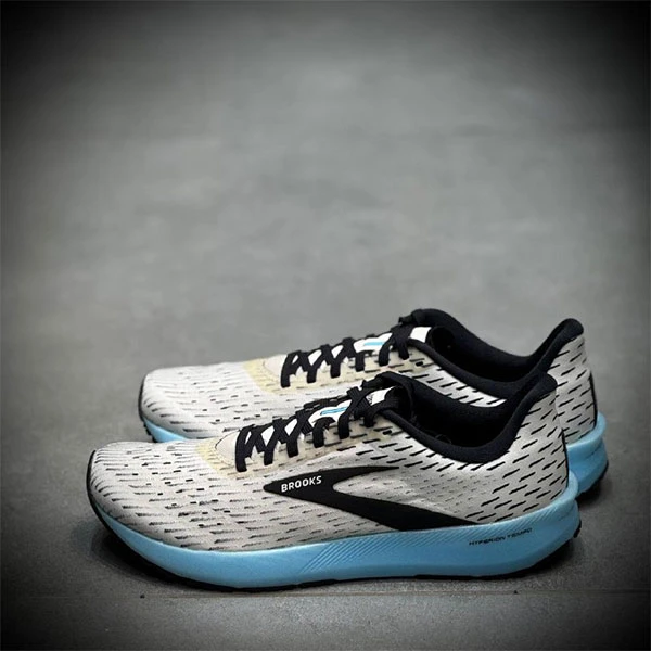 کتونی رانینگ بروکس brooks hyperion tempo-5