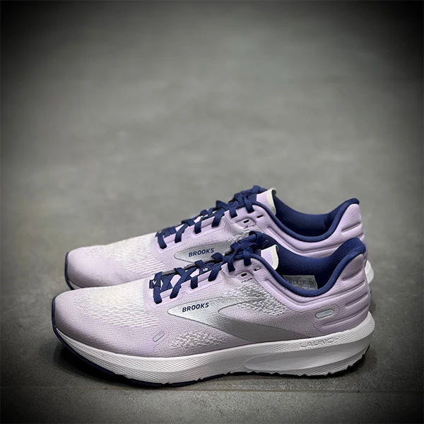 کتونی رانینگ بروکس brooks launch 9-3