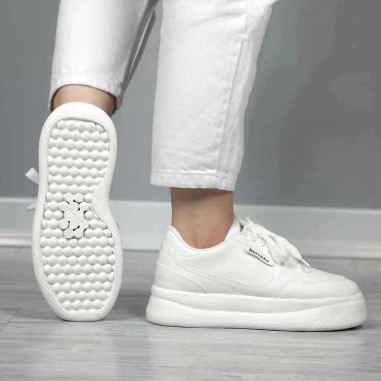 کتونی زنانه برشکا bershka سفید کد ۱۷۳