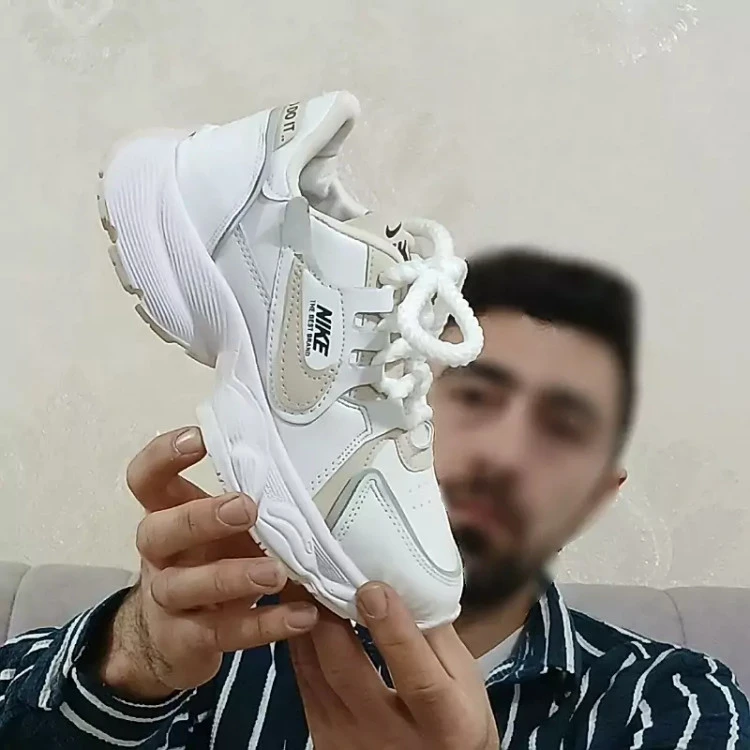 کتونی زنانه نایک nike کرم سفید کد ۱۷۱